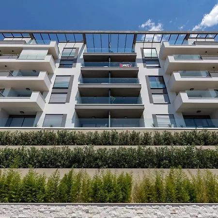 Διαμέρισμα Luxury Seaview Dzenan *