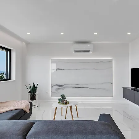 Luxury Seaview Dzenan Μακάρσκα